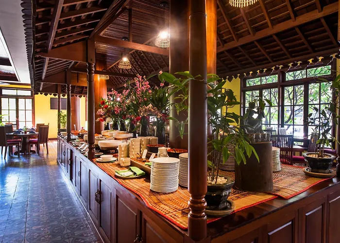 Hotel Royal Crown &