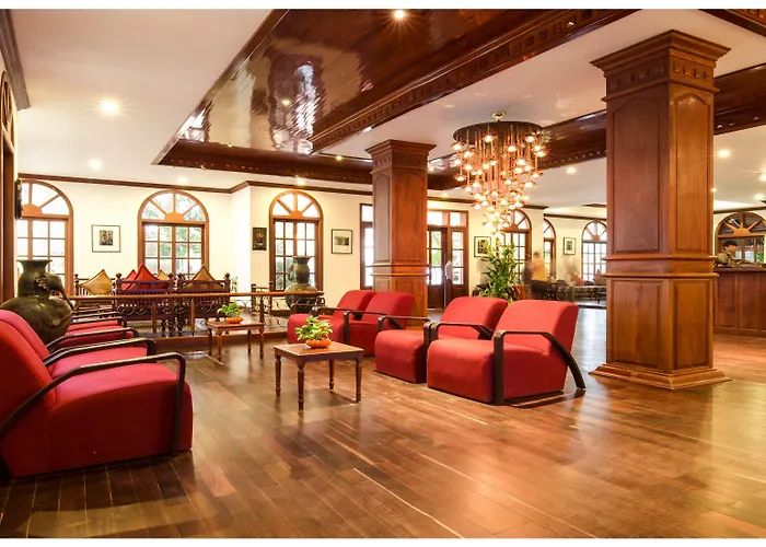 Royal Crown & Hotel 5*