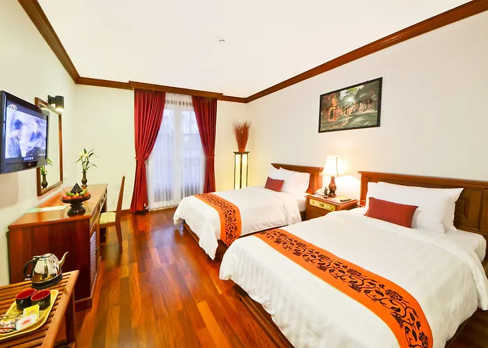Hotel Royal Crown & 5*
