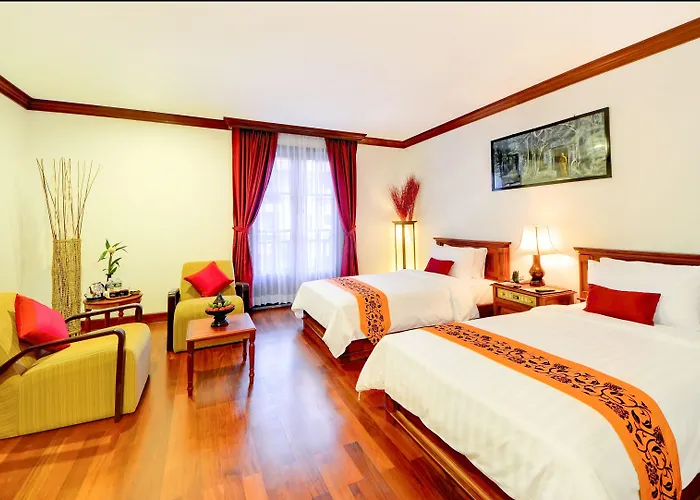 Hotel Royal Crown & 5*