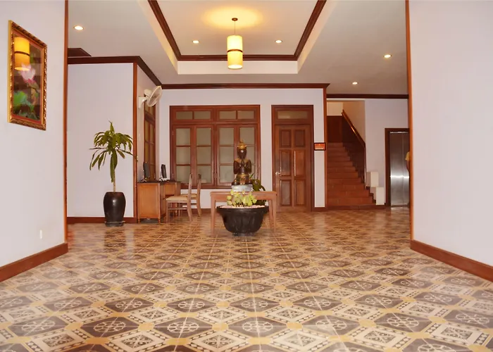 Royal Crown & 5* Siem Reap